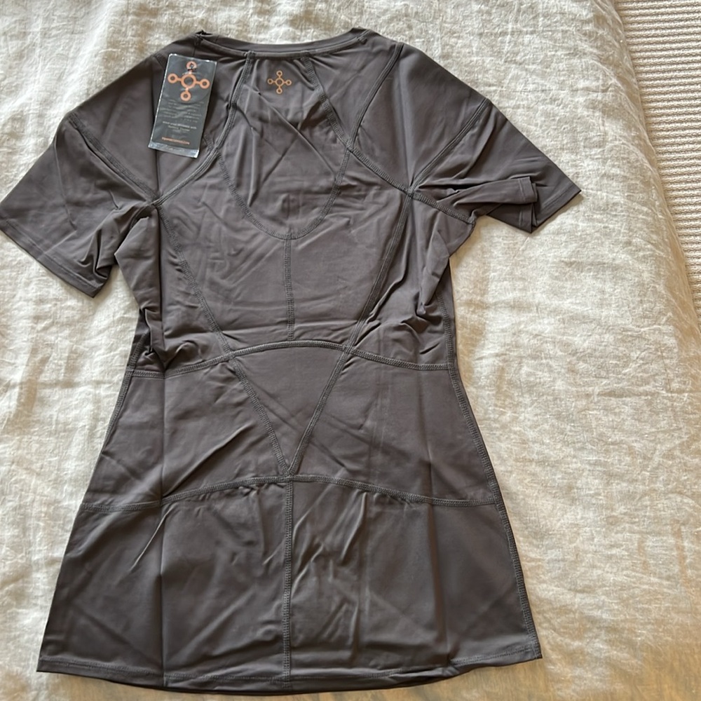Tommy Copper Woman’s Shoulder Support Shirt - Picture 2 of 7